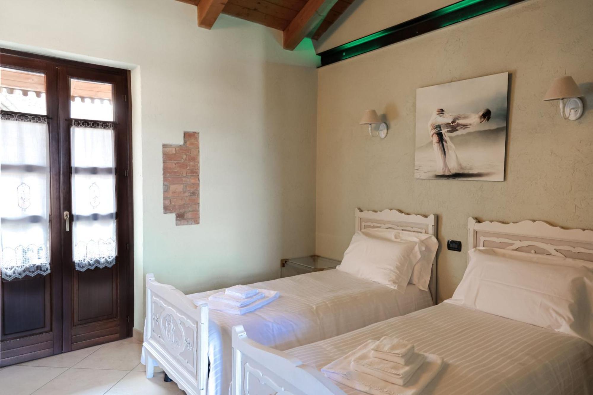 La Cantinella Country House 라모라 외부 사진